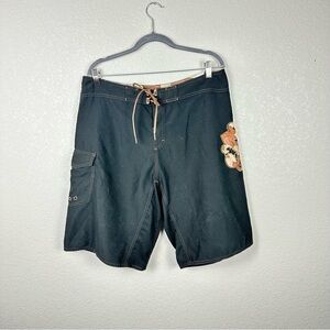Reef men’s board shorts